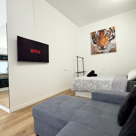 Loft Deluxe Aeropuerto Lägenhet Ojos de Garza Exteriör bild