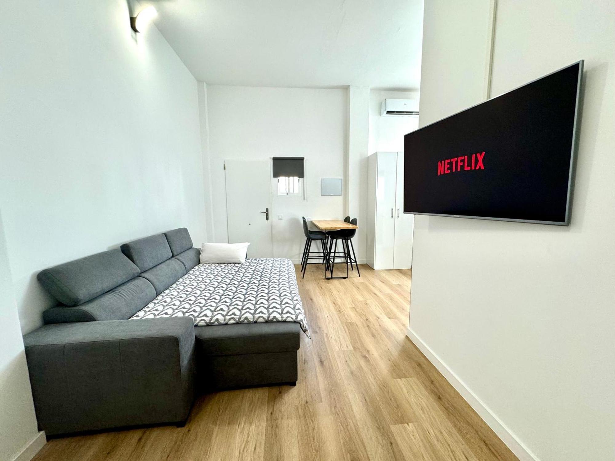 Loft Deluxe Aeropuerto Lägenhet Ojos de Garza Exteriör bild
